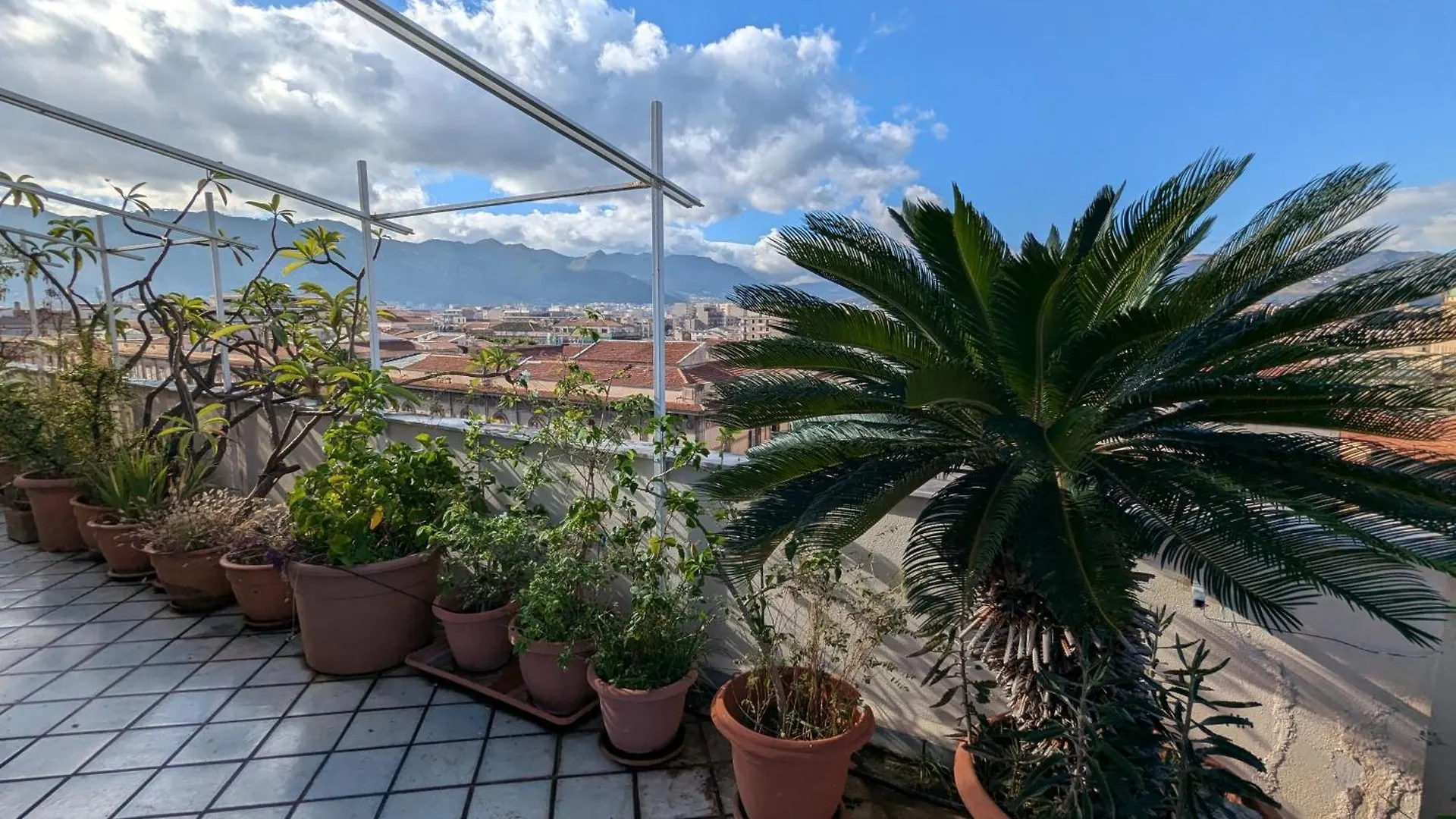 Apartmán Montesanto Palermo 0*,  Itálie