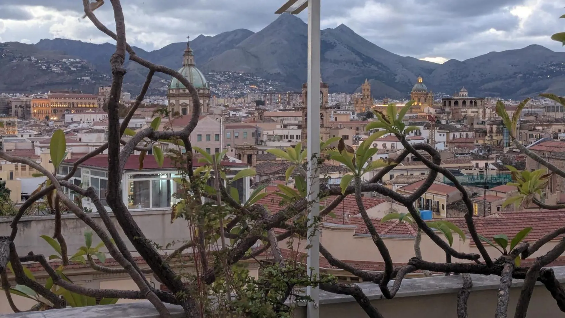 Apartmán Montesanto Palermo 0*,